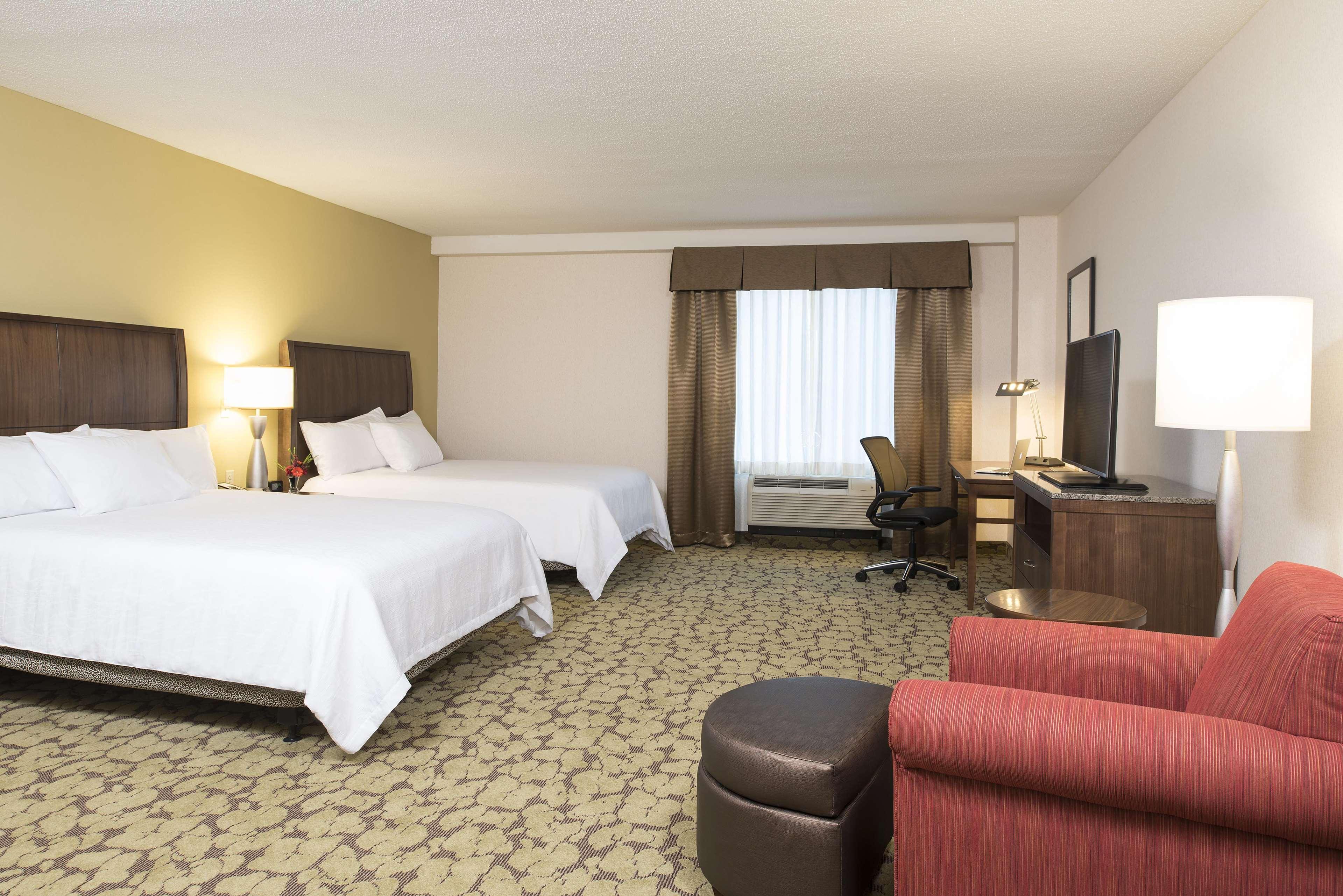 Hilton Garden Inn Louisville Downtown Ngoại thất bức ảnh
