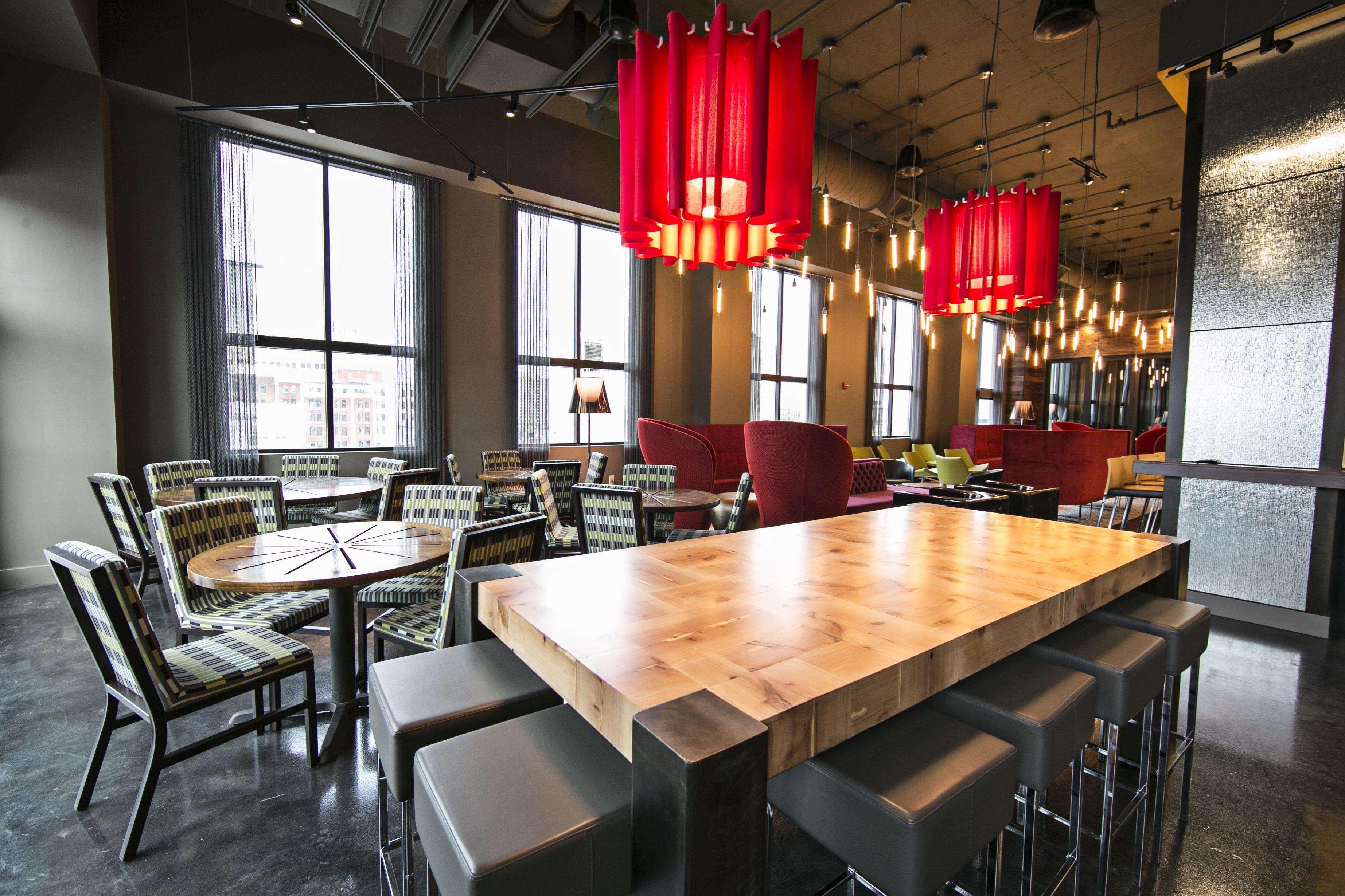 Hilton Garden Inn Louisville Downtown Ngoại thất bức ảnh