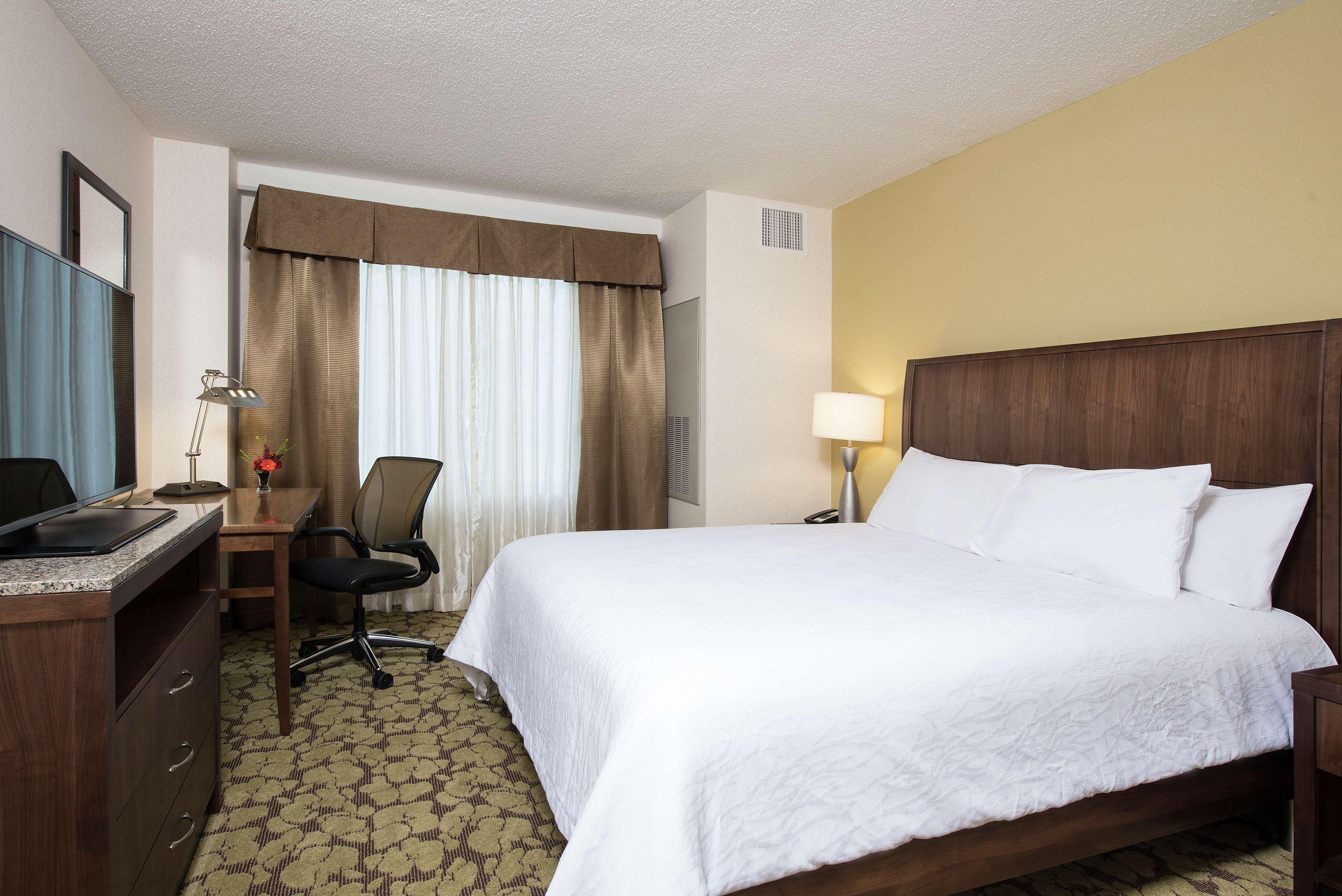 Hilton Garden Inn Louisville Downtown Ngoại thất bức ảnh