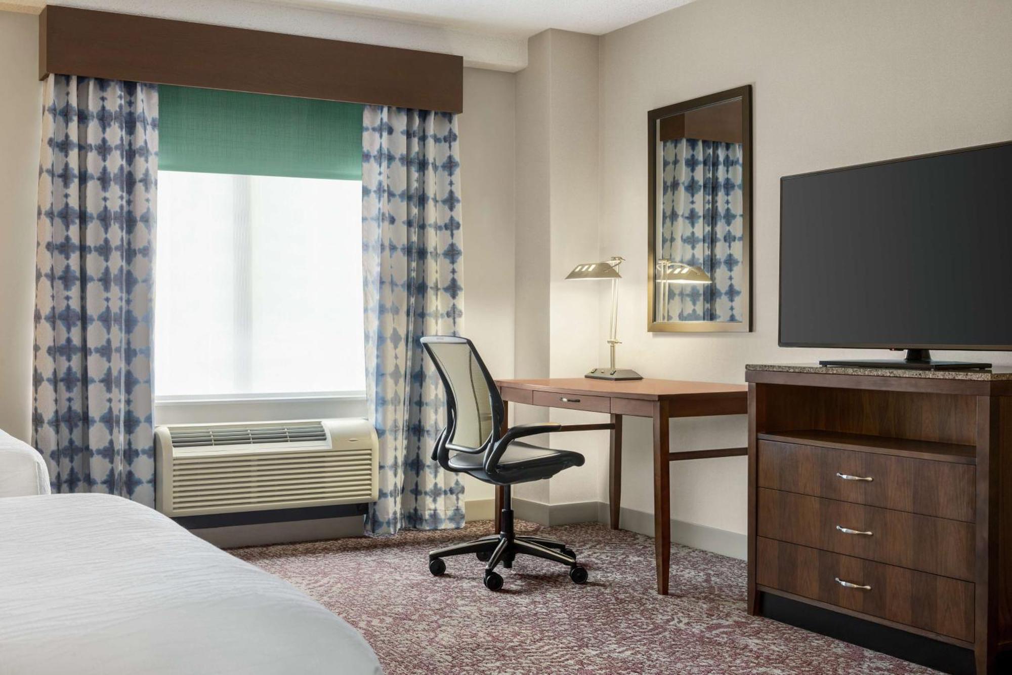 Hilton Garden Inn Louisville Downtown Ngoại thất bức ảnh