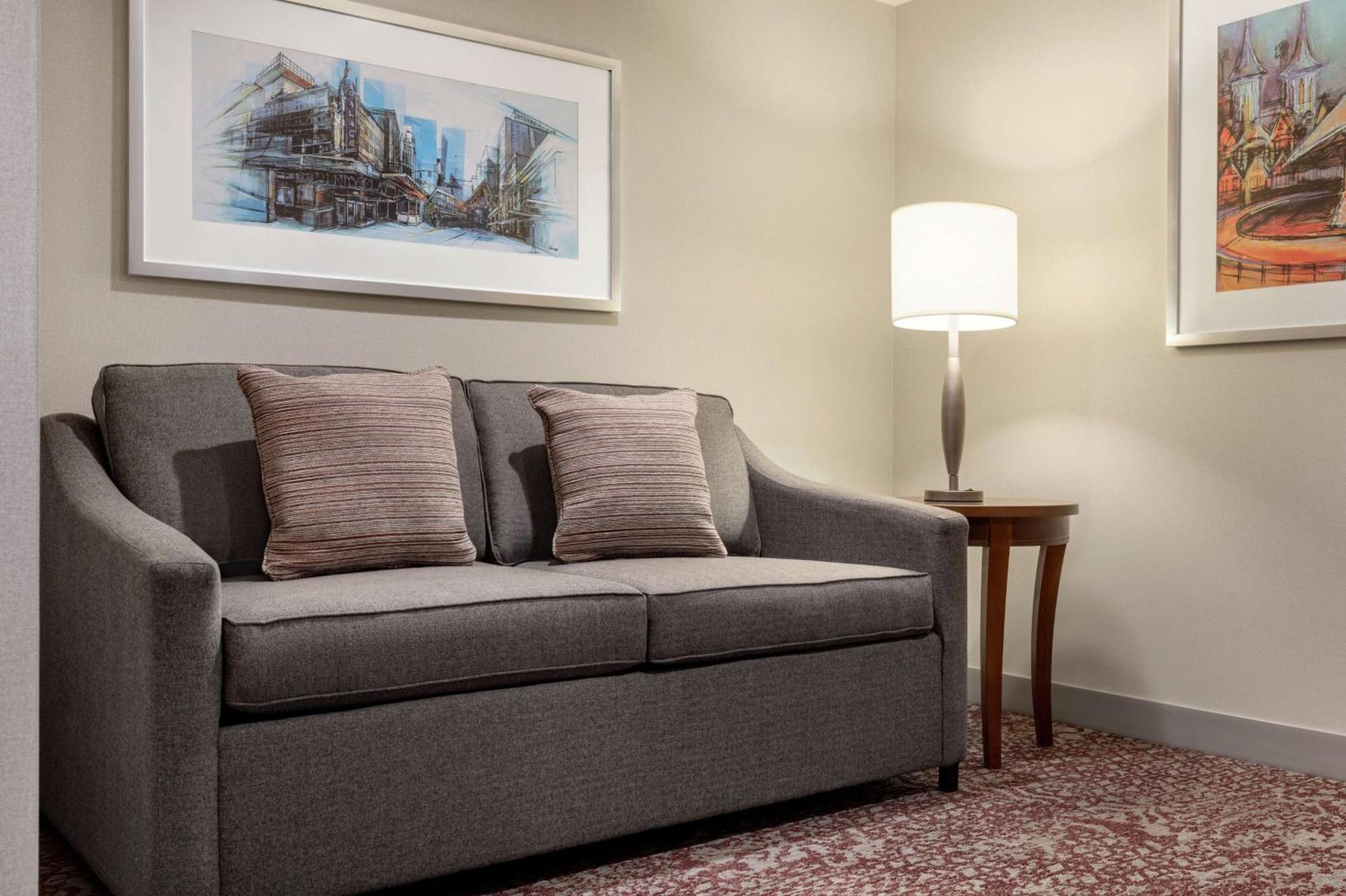 Hilton Garden Inn Louisville Downtown Ngoại thất bức ảnh